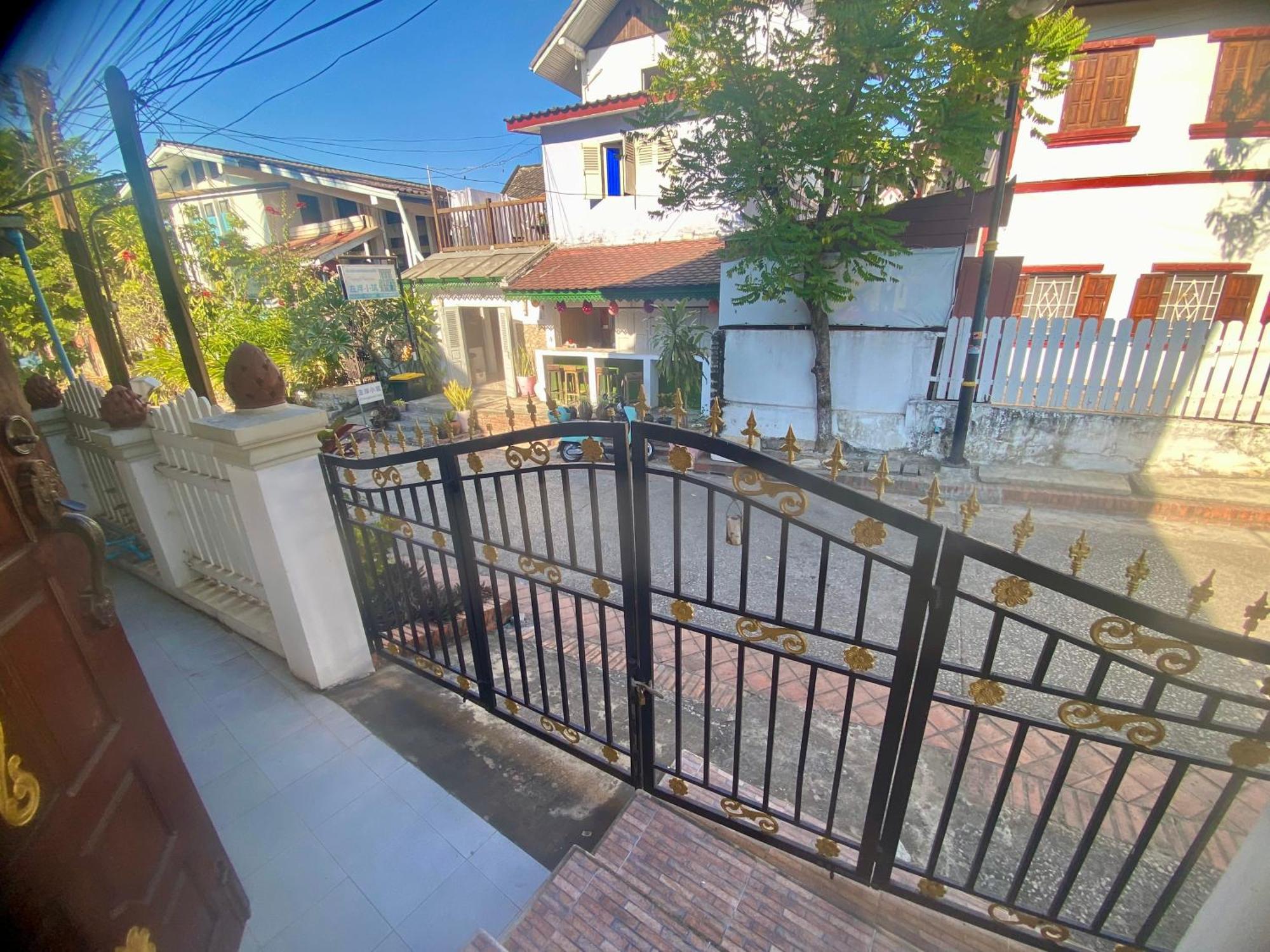Luangprabang Villa Suan Keo Two Exterior photo